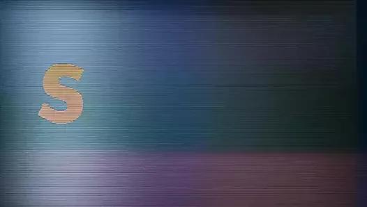 Büyük Memeli Cassie Sert Bacaklarını Açıyor